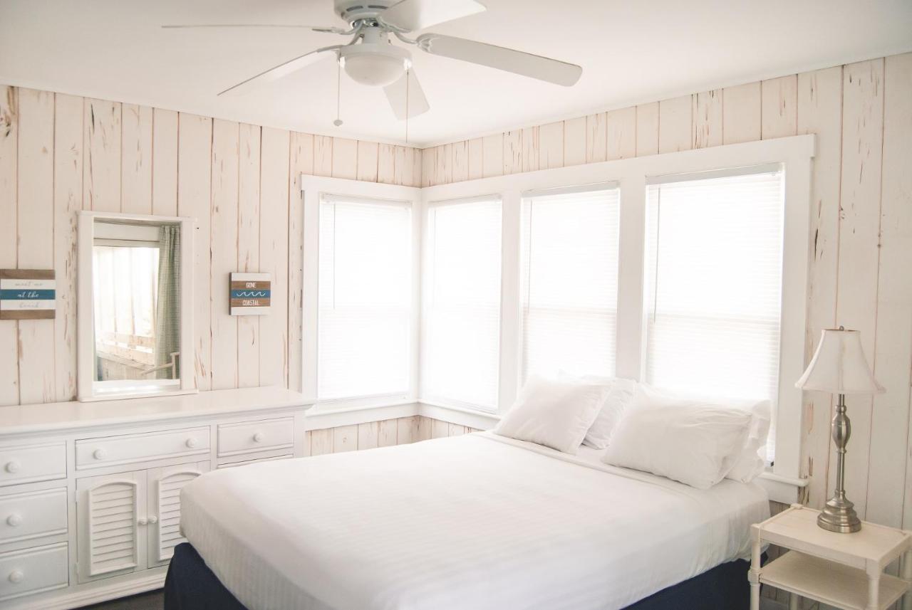 Surf Club Oceanfront Hotel Dewey Beach Eksteriør billede